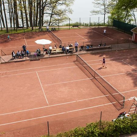 Villa Eira Vandrarhem Hjo Zewnętrze zdjęcie