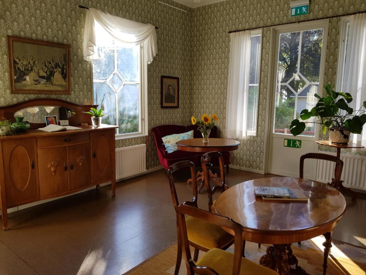 Villa Eira Vandrarhem Hjo Zewnętrze zdjęcie